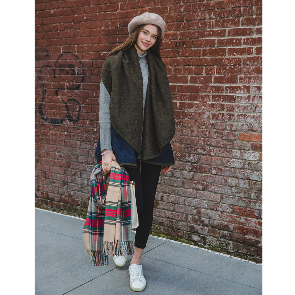 Basic Shawl Vest Look By M